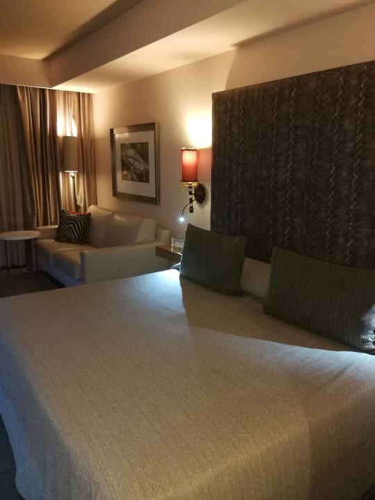 Zimmer Lopesan Baobab Resort