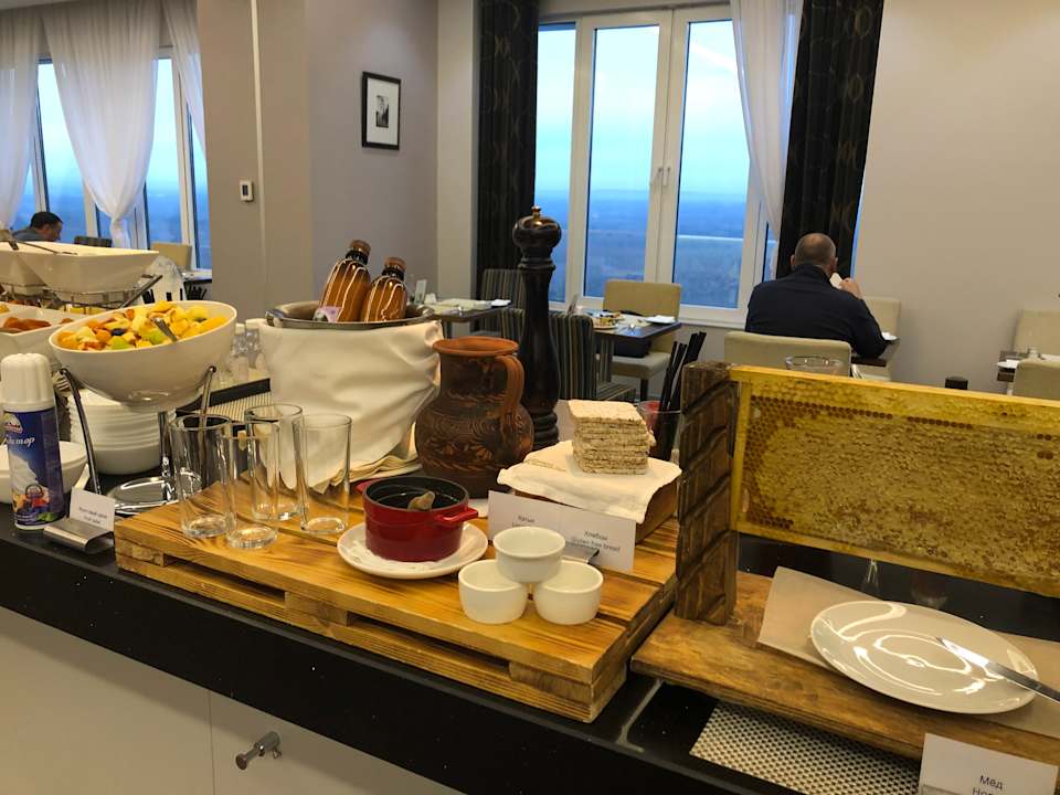 Gastro Hilton Garden Inn Ufa Riverside