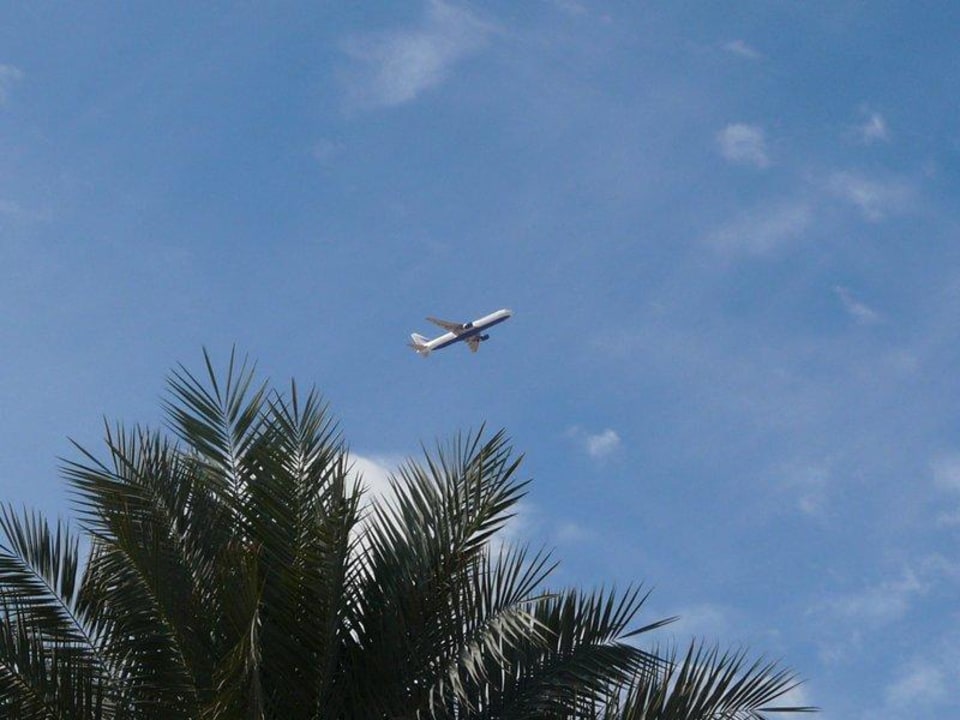 Powietrzny korytarz nad hotelem Hotel Hauza Beach Resort