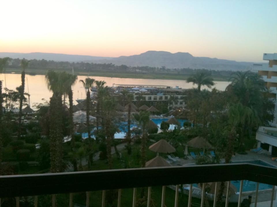 Blick von Zimmer 532   Pyramisa Hotel Luxor