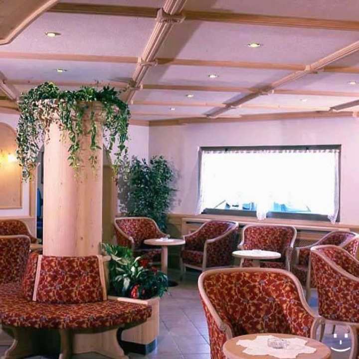 #hotelpiancastello #andalo #vacanze #montagna Hotel Piancastello