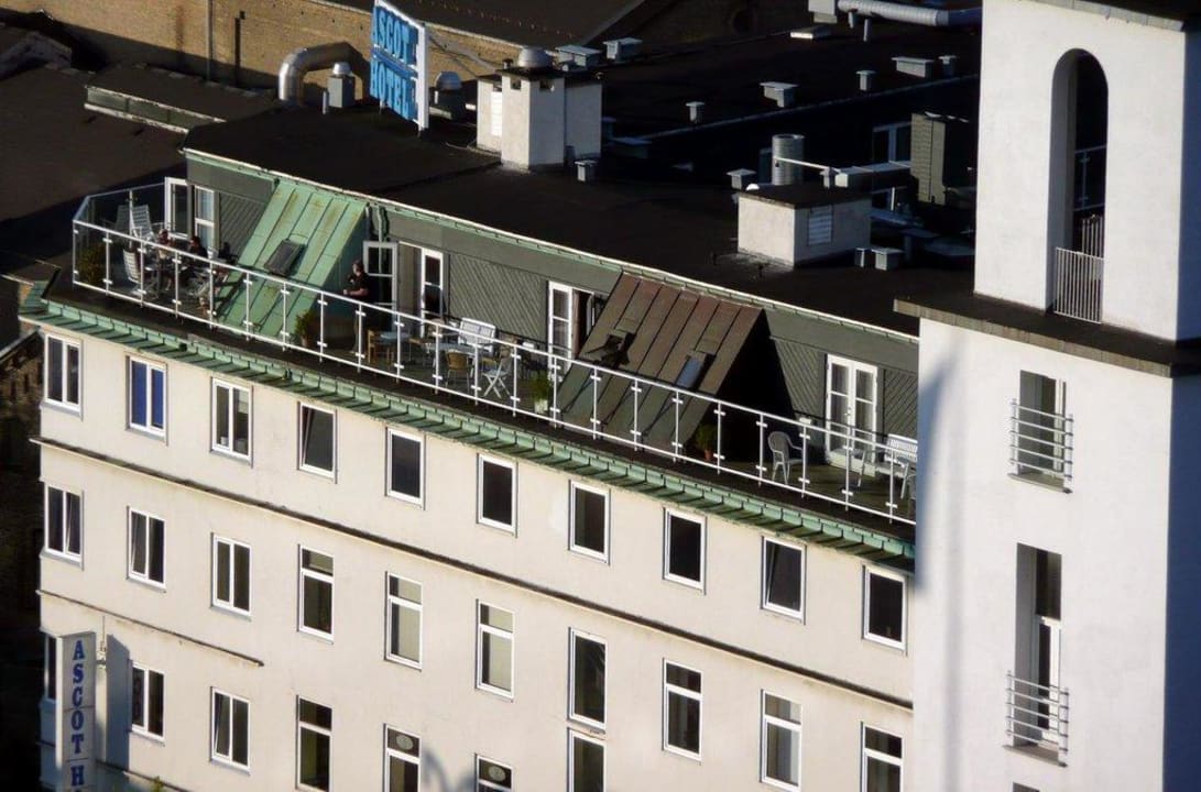 Penthouses Ascot Apartments