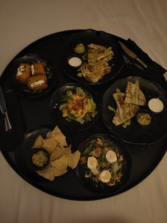 Gastro Serry Beach Resort