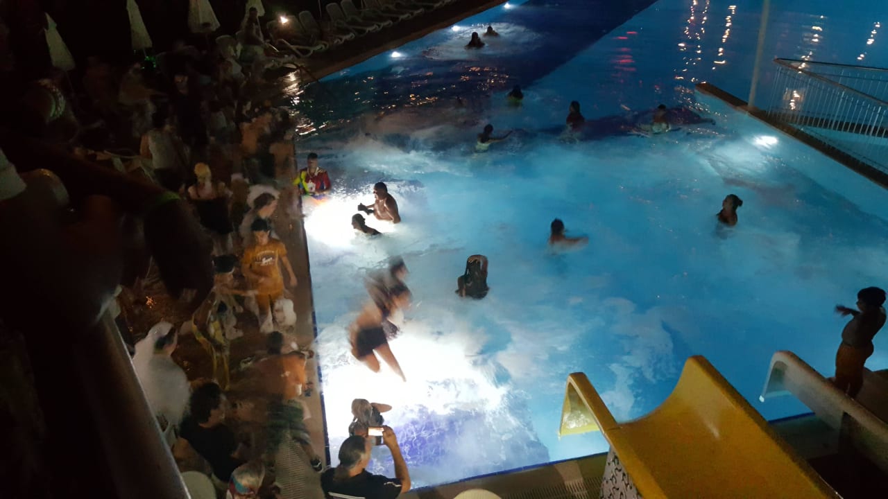 Schaumparty  Dream World Resort & Spa