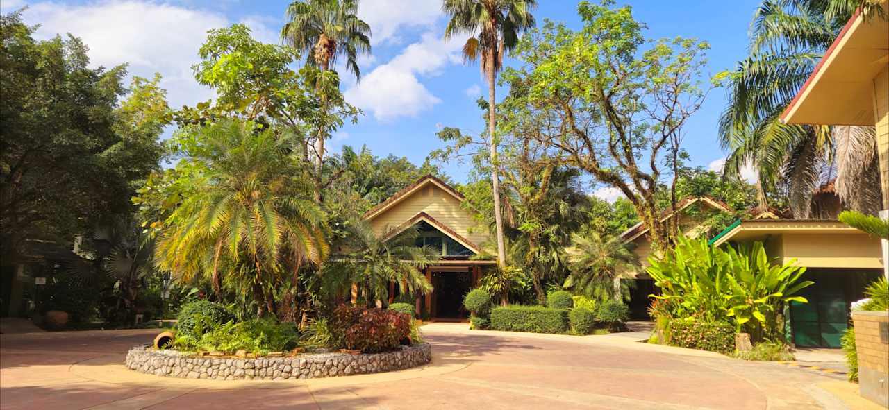 Gartenanlage Baan Khaolak Beach Resort