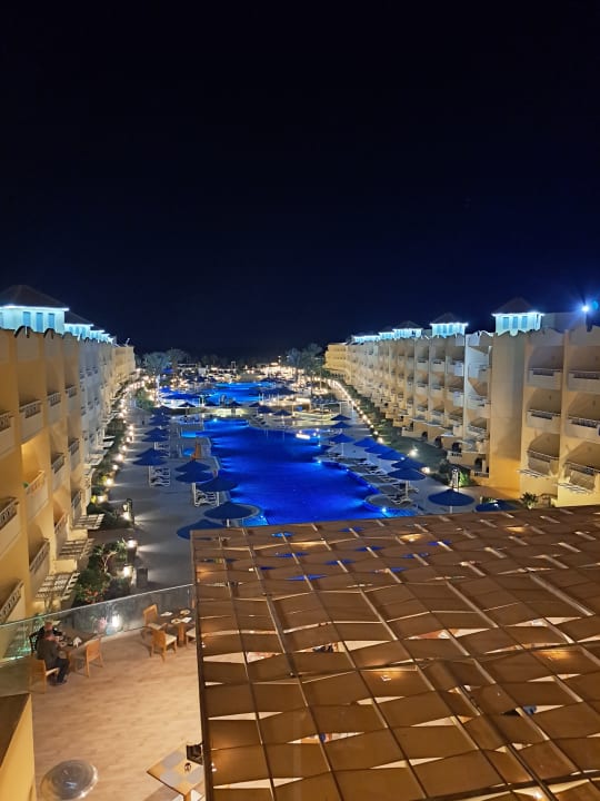 Außenansicht Amwaj Beach Club Abu Soma Resort