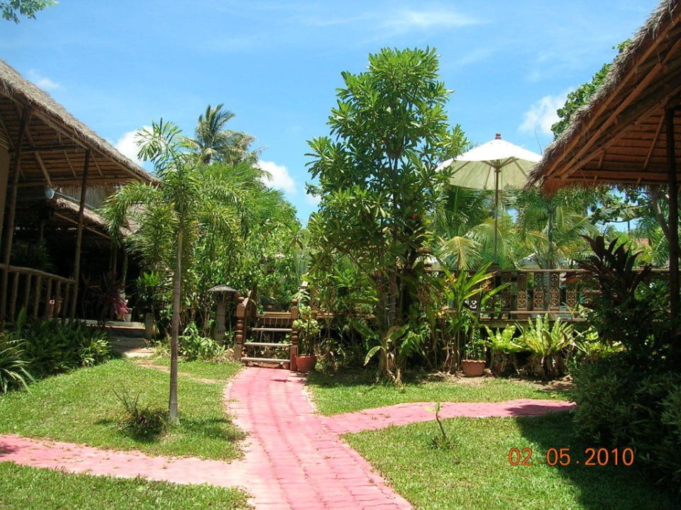 Alles grün Bee Nat Garden Resort