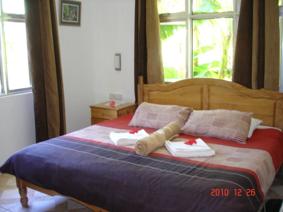 Small Bungalow with Garden view Casa De Leela Self Catering Guest House