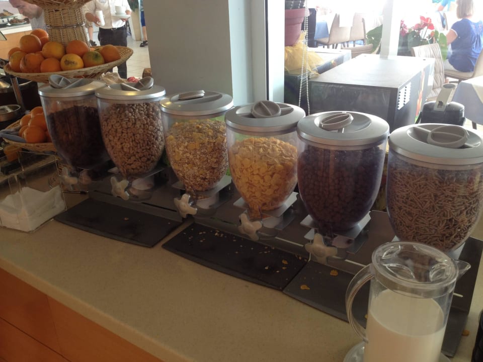 Müsli zum Frühstück Hotel Corissia Princess