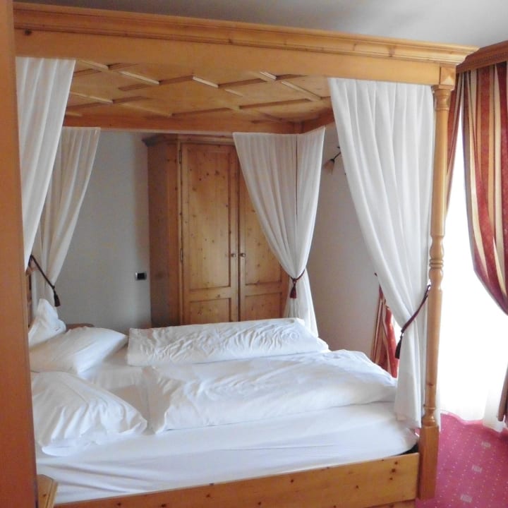 Doppelbett Zimmer 211 Hotel Lagorai