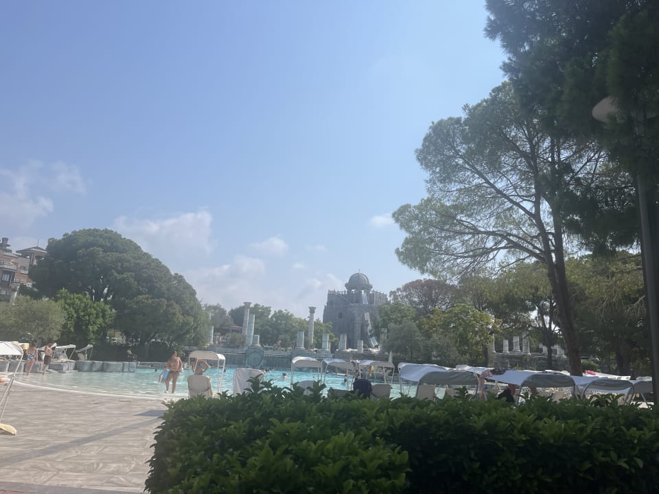 Pool Xanadu Resort Hotel