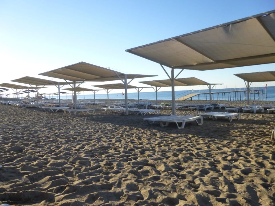 Ruhe vor dem Sturm Club Turtas Beach Hotel