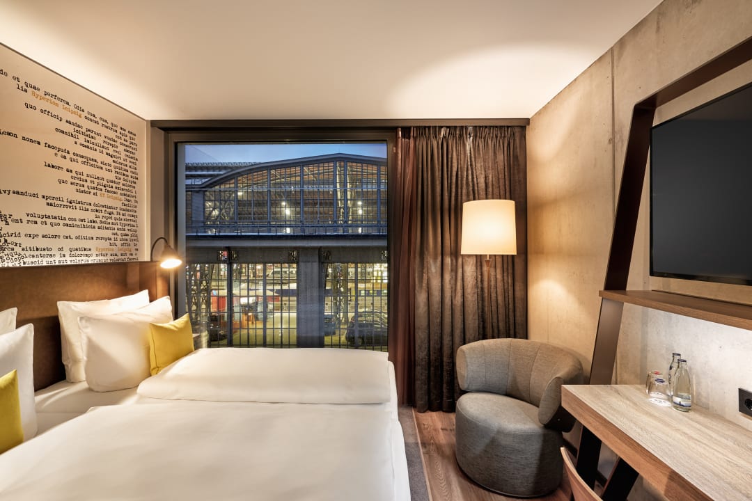 Zimmer HYPERION Hotel Leipzig
