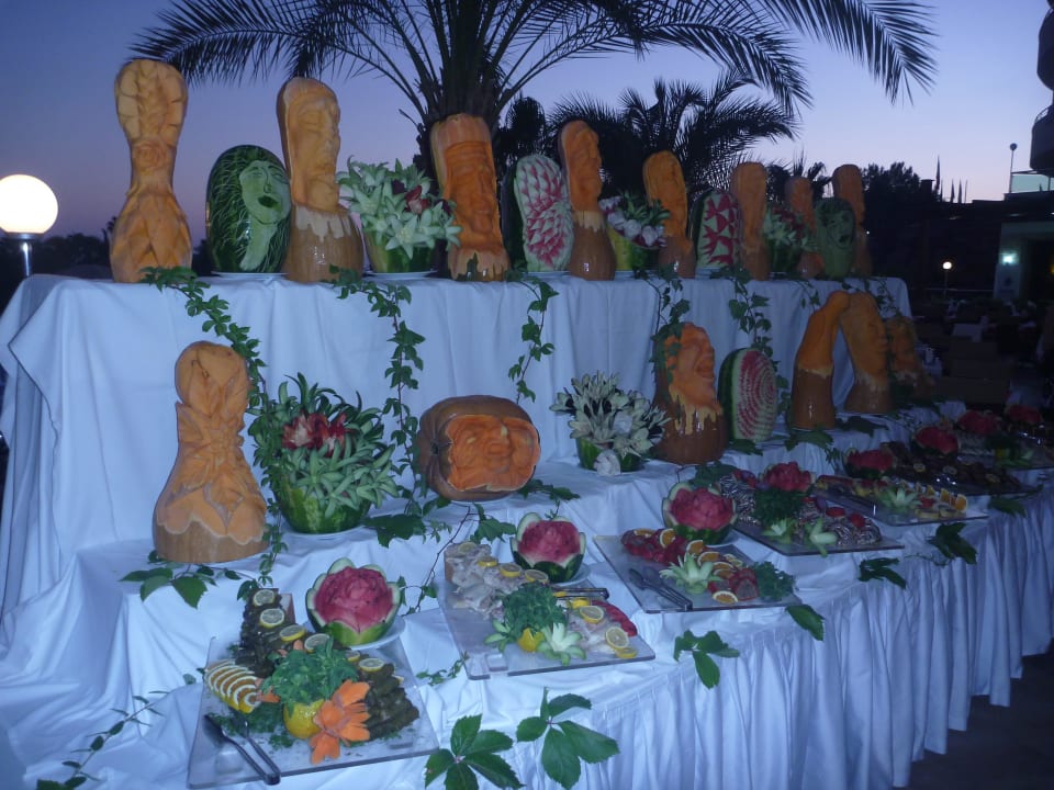 Melonen Kunst Saphir Resort & Spa