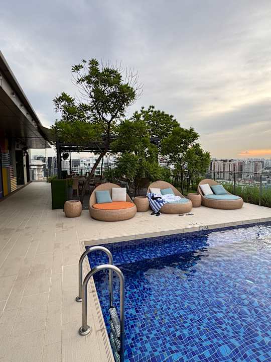 Pool Hotel Indigo Singapore Katong