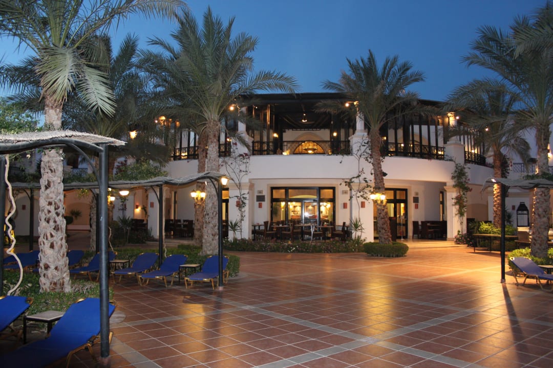 Es ist Zeit Essen zu gehen JAZ Dahabeya