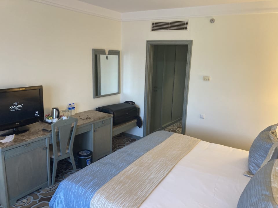 Zimmer Xanadu Resort Hotel