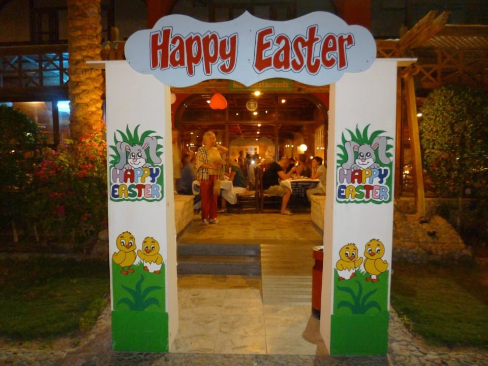 Happy easter buffet 2014 Arabia Azur Resort