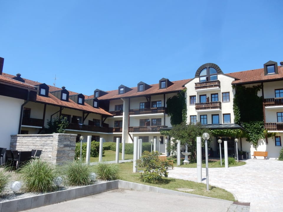 Außenansicht Landhotel Rosenberger