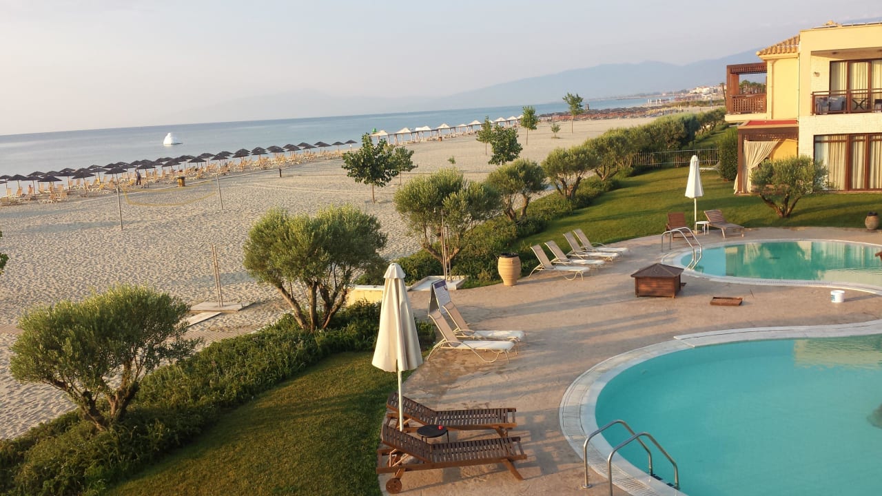 Pool Mediterranean Village Hotel & Spa