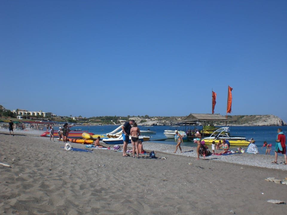Strand mit Wassersportmöglichkeiten Marianna Palace Hotel