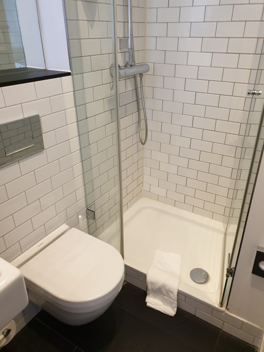 Zimmer acom Hotel Berlin Kurfürstendamm