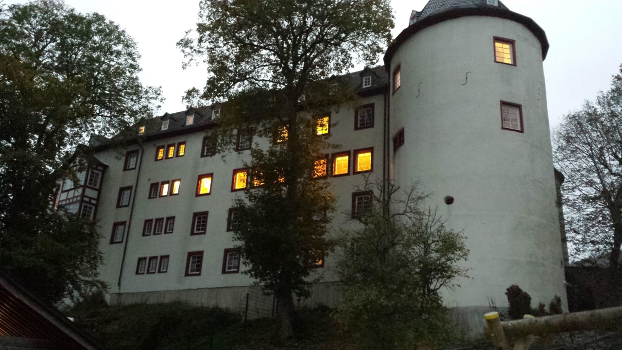 Die Burg Jugendherberge Bilstein