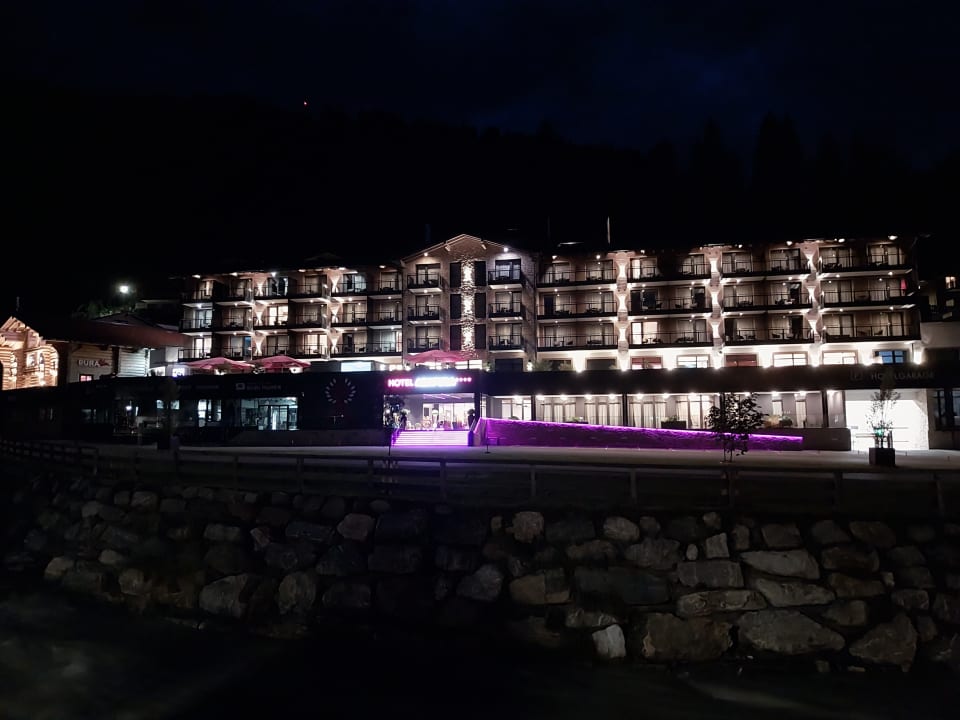 Außenansicht Hotel ADAPURA Wagrain