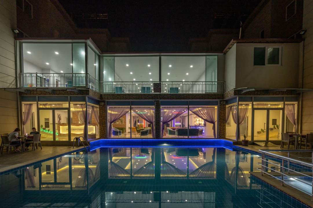 Pool Belek Diamonds Hotel