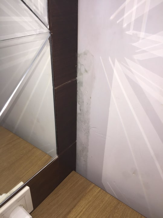 Neben Bett Dream World Aqua Hotel