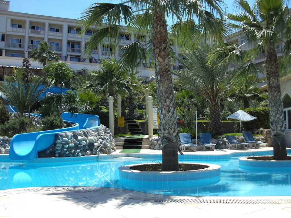 Pool Oscar Resort Hotel