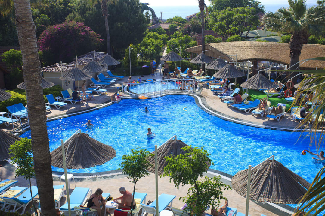 Eintauchen - erfrischen  Can Garden Beach