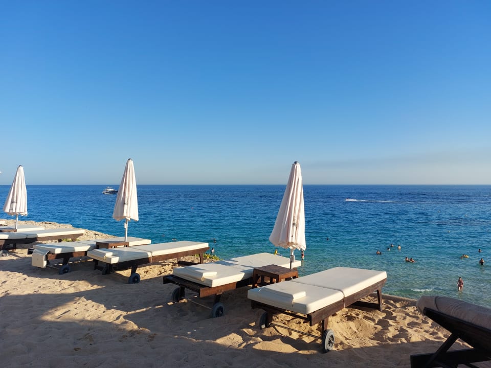 Strand Hotel Grecian Sands