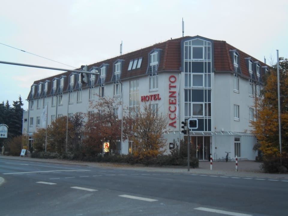 Blick aus Hotel von der Straße aus Apart Hotel Leipzig/Taucha