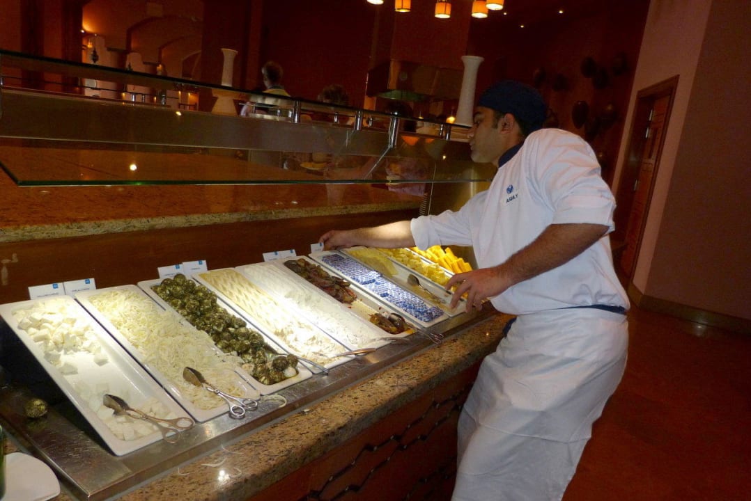 Käsebuffet The Cove Rotana Resort