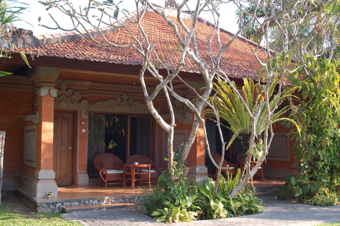 Zimmer bzw. Bungalows Puri Santrian