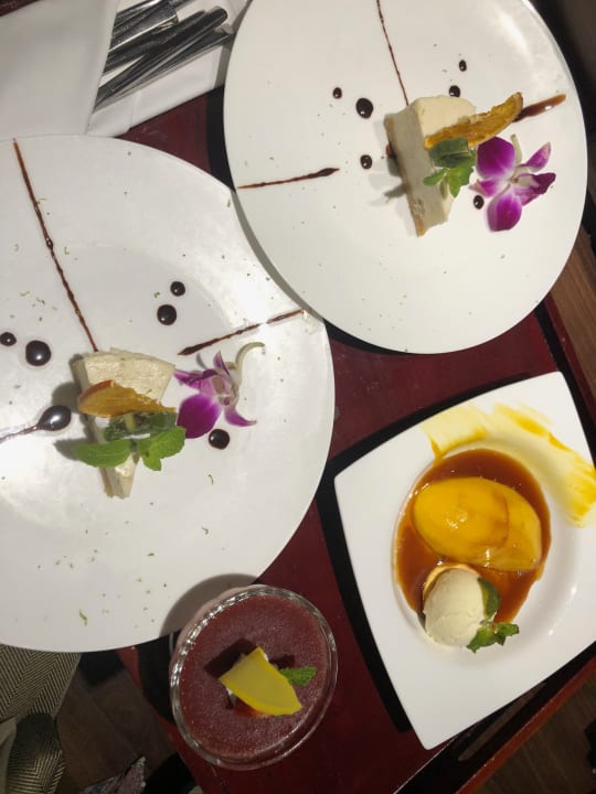 Gastro Royal Beach Boton Blue Hotel & Spa