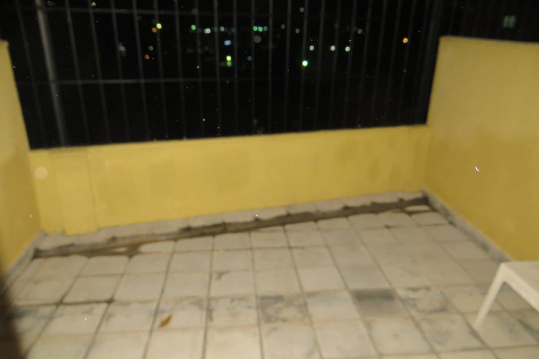 "Sauberer" Balkon ? Hotel Orient