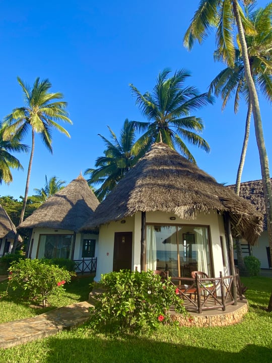 Außenansicht Sultan Sands Island Resort & Spa