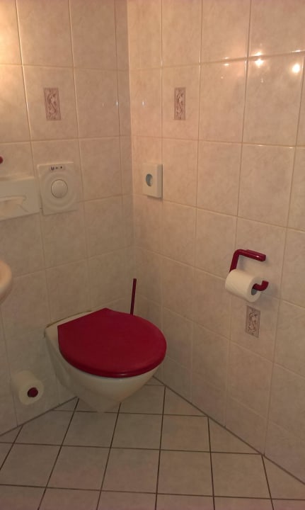 Eingebautes Bad Hotel Kull von Schmidsfelden