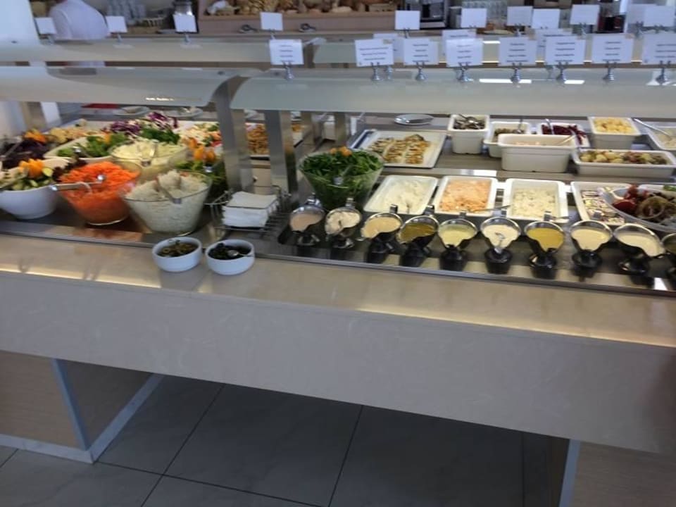 Mittagsbuffet Asterias Beach Resort