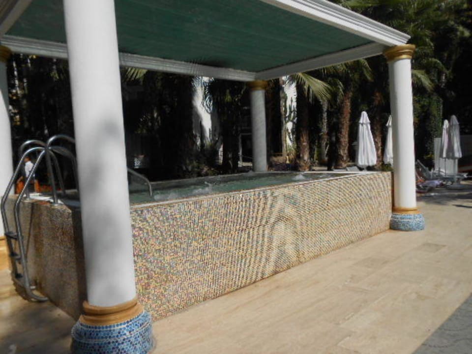 Whirlpool Botanik Hotel & Resort