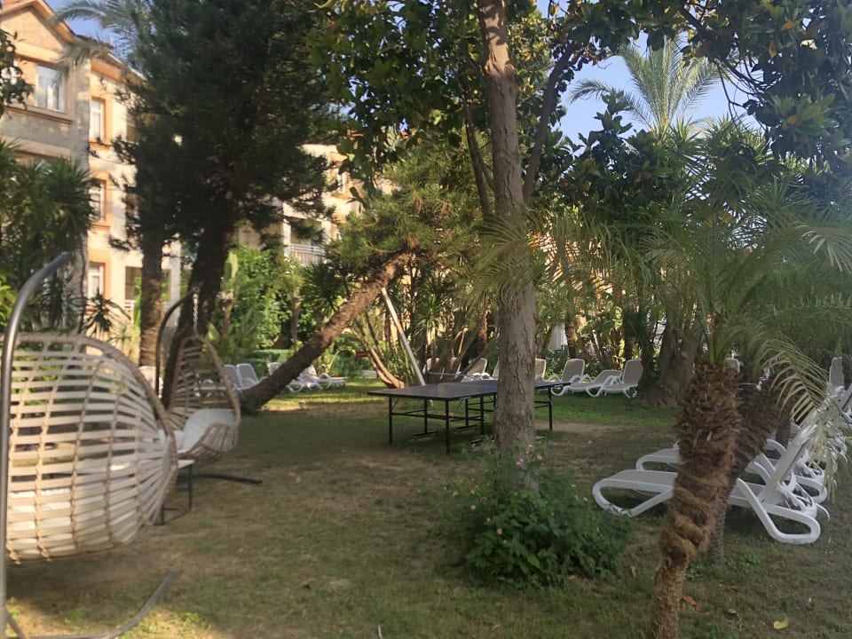 Garten Side Village Hotel