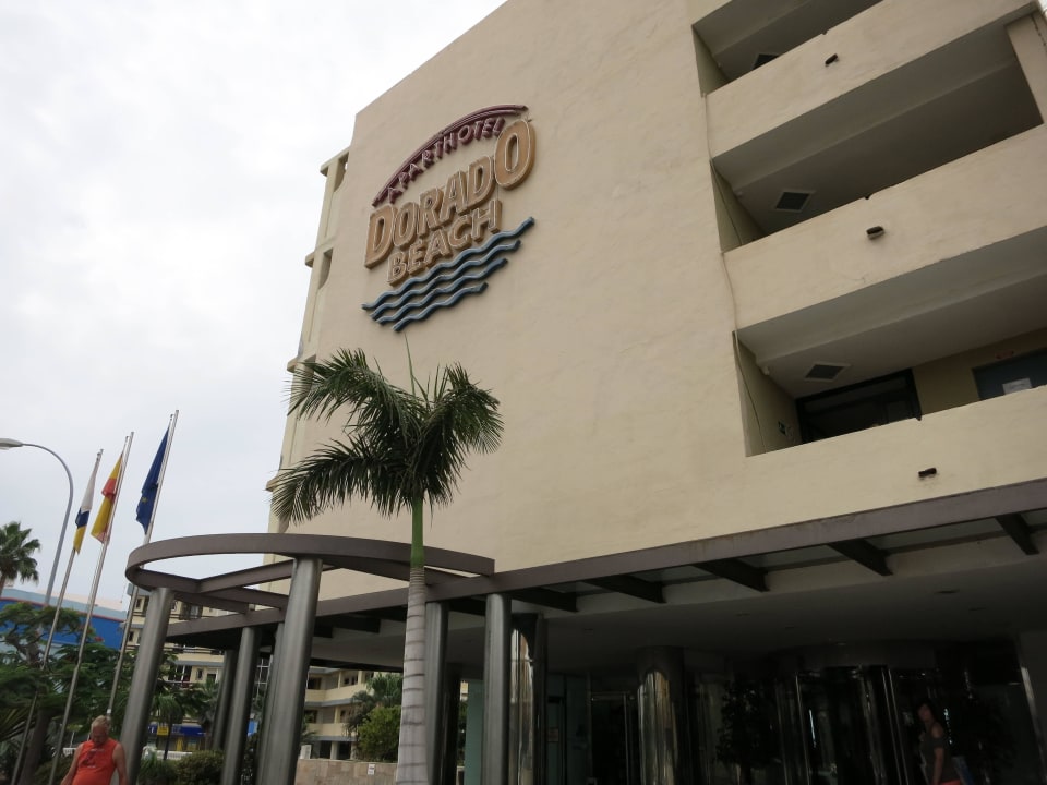 Eingang Bull Dorado Beach & Spa