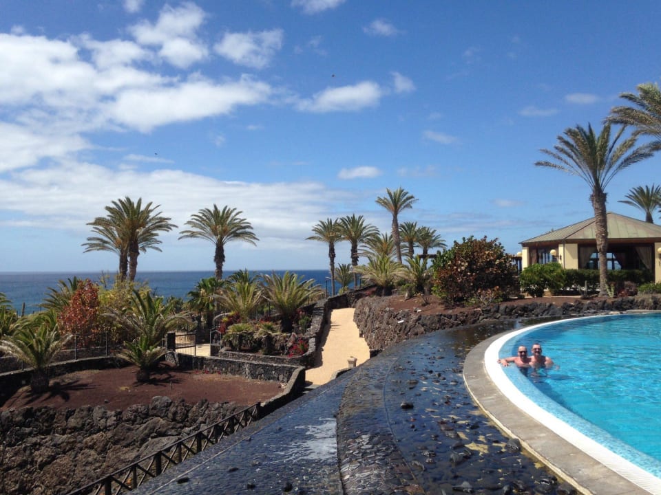 Wir zufrieden im Superpool R2 Rio Calma Hotel & Spa & Conference