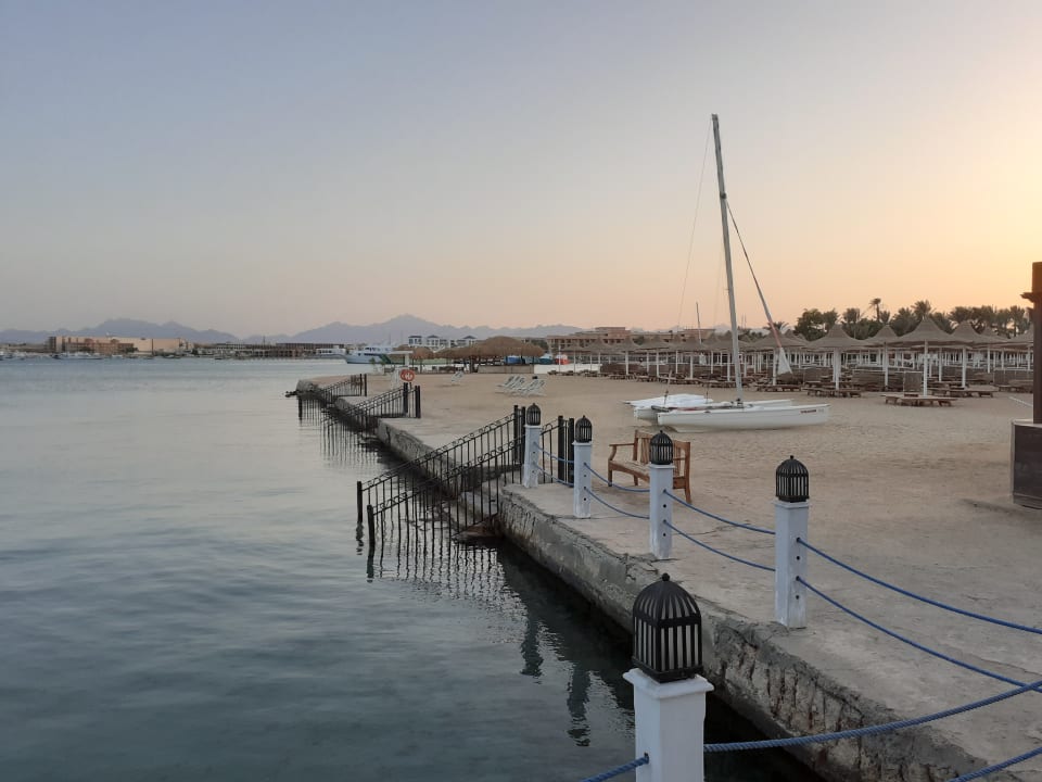 Gastro Siva Grand Beach