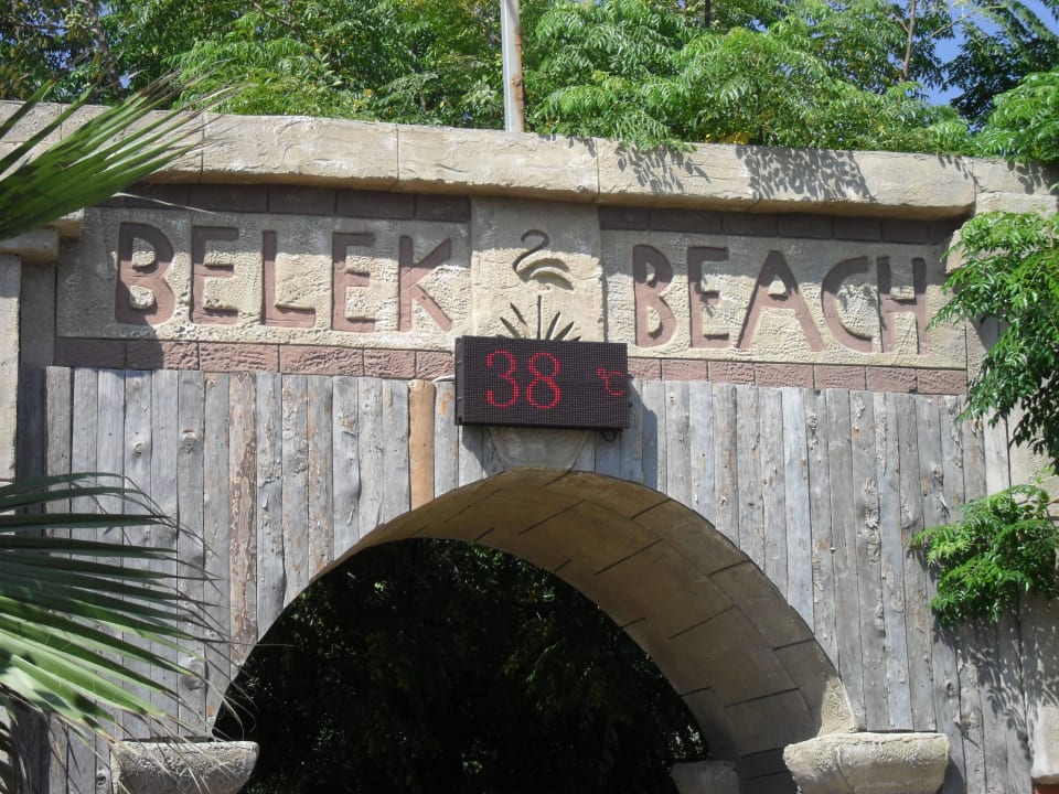 Sehr heiss ! Belek Beach Resort Hotel