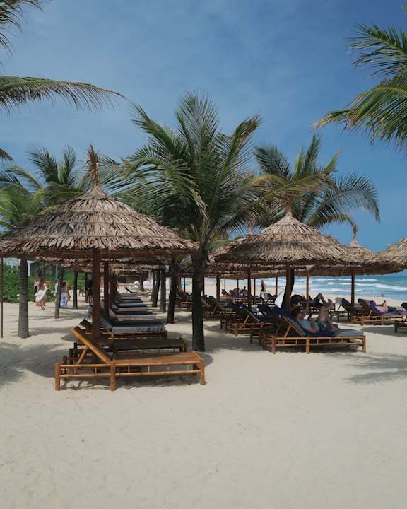 Strand ROBINSON NAM HOI AN