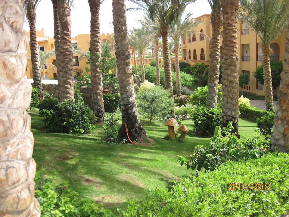 Прилегающая территория Rehana Royal Beach Resort Aqua Park & Spa