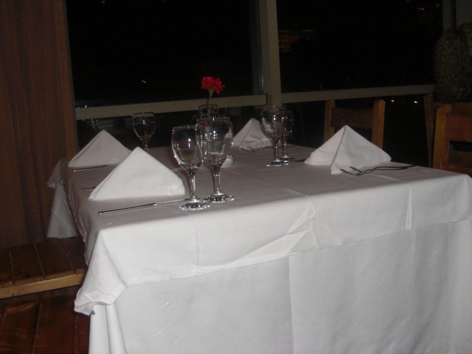 Tisch Rixos Premium Belek